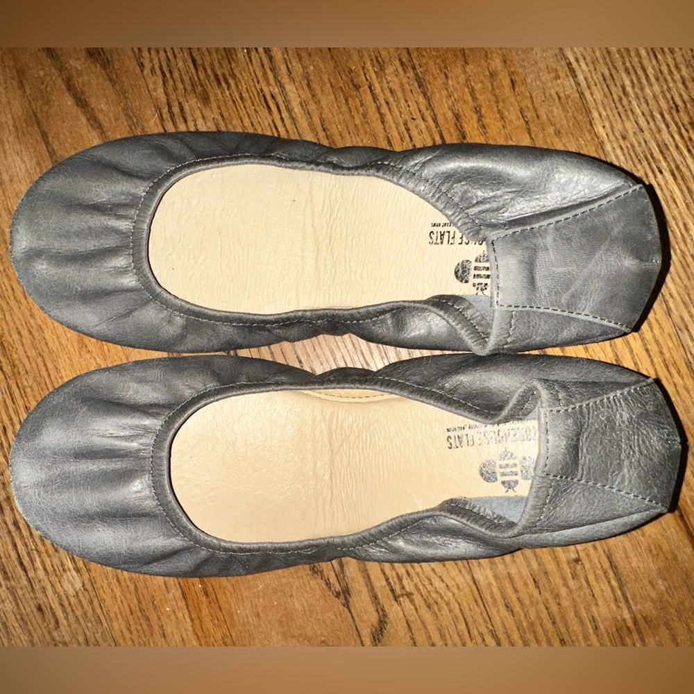 Storehouse Flats gray oil tanned flats